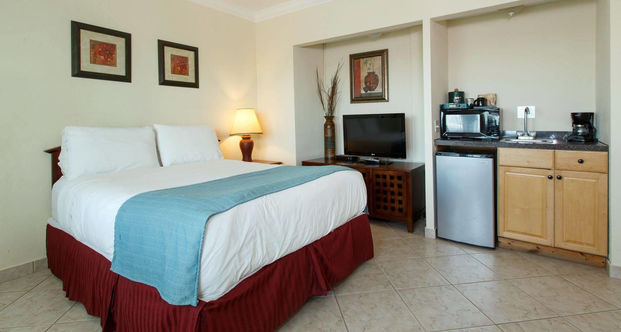 The Sea Lord Hotel & Suites (Adults Only) Lauderdale-by-the-Sea Exterior foto